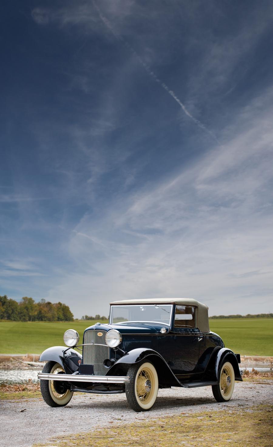  Ford Model 18 Cabriolet 1932 года  (фото 10 из 10)
